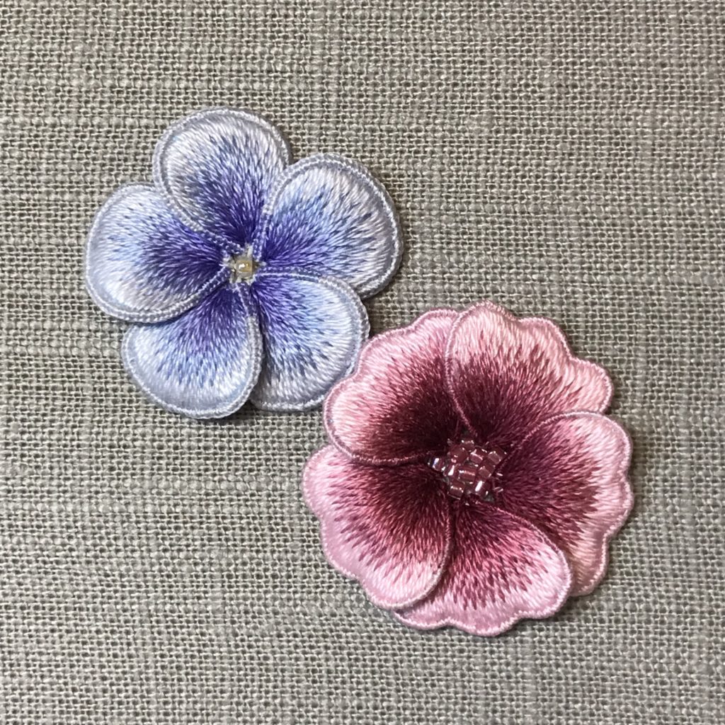 アトリエ・ドゥ・サボンきちんと並ぶ花刺繍ショートコート AMBIDEX Store ジャケット / アウター/その他アウター(並び順