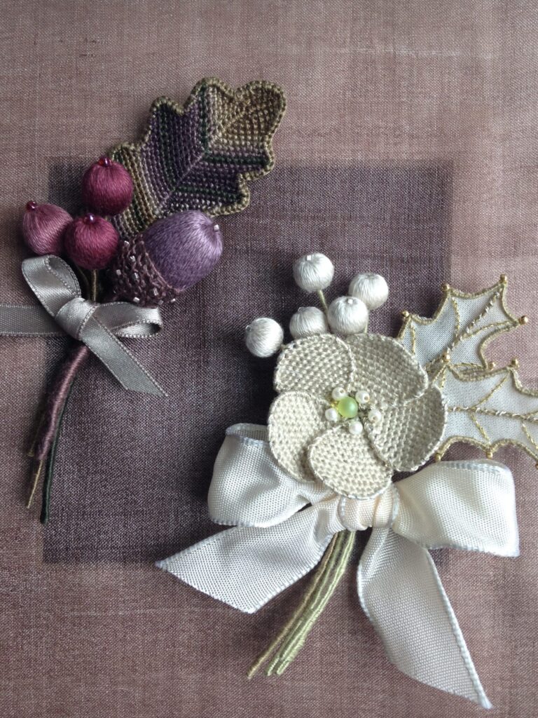 ユリ♡♡さま専用になります♡ヴィンテージドイリー＆刺繍·͜· ♡ 全色再入荷☆】ぷっくりハートワッペン☆M.Lサイズ☆ マジック